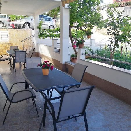Apartmani Antonia Nakic -Stobrec Сплит Екстериор снимка
