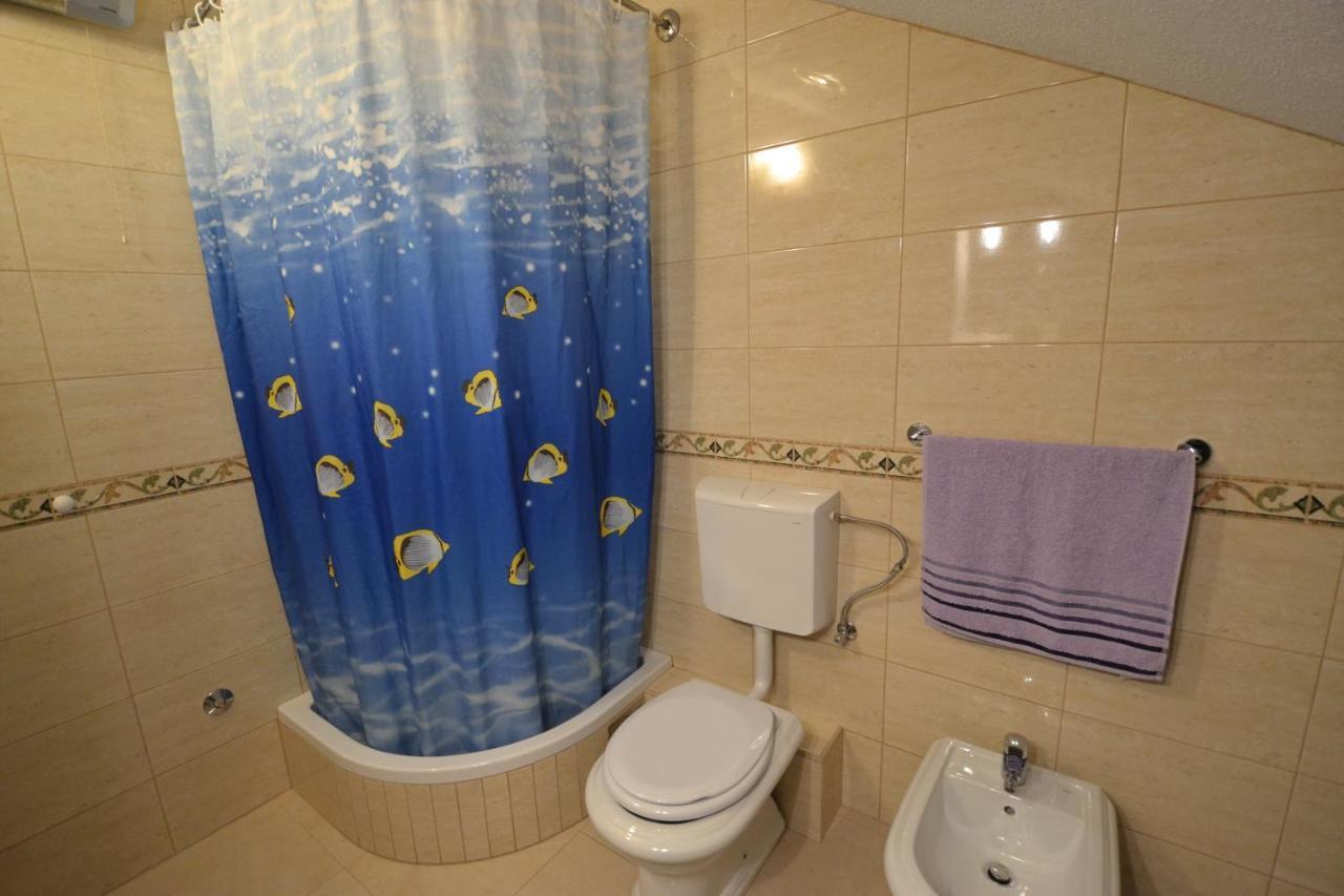 Apartmani Antonia Nakic -Stobrec Сплит Екстериор снимка