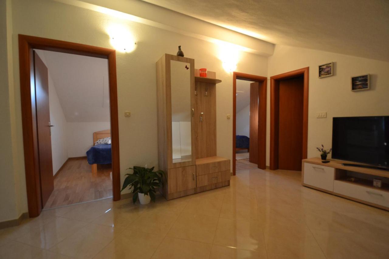 Apartmani Antonia Nakic -Stobrec Сплит Екстериор снимка
