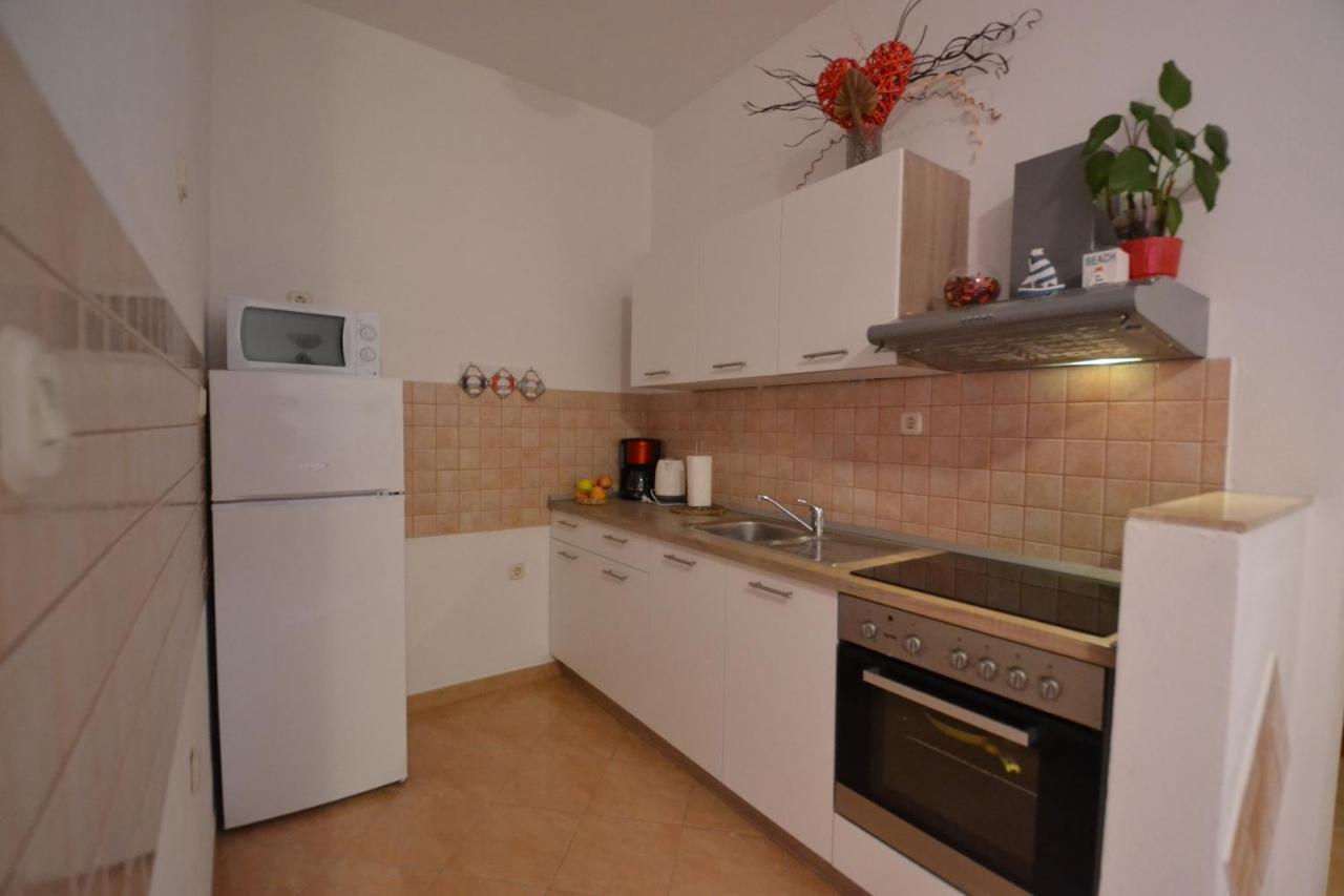 Apartmani Antonia Nakic -Stobrec Сплит Екстериор снимка