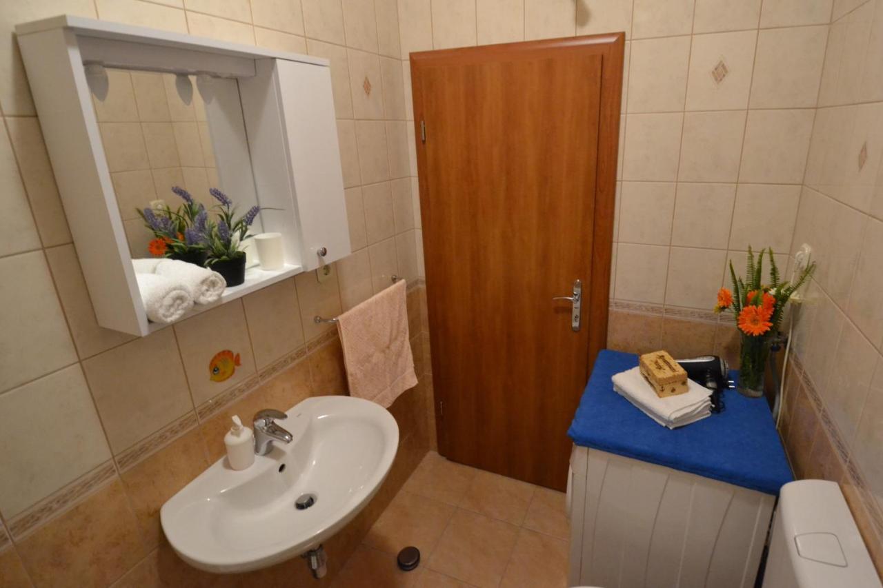 Apartmani Antonia Nakic -Stobrec Сплит Екстериор снимка