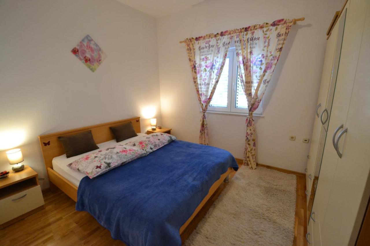 Apartmani Antonia Nakic -Stobrec Сплит Екстериор снимка
